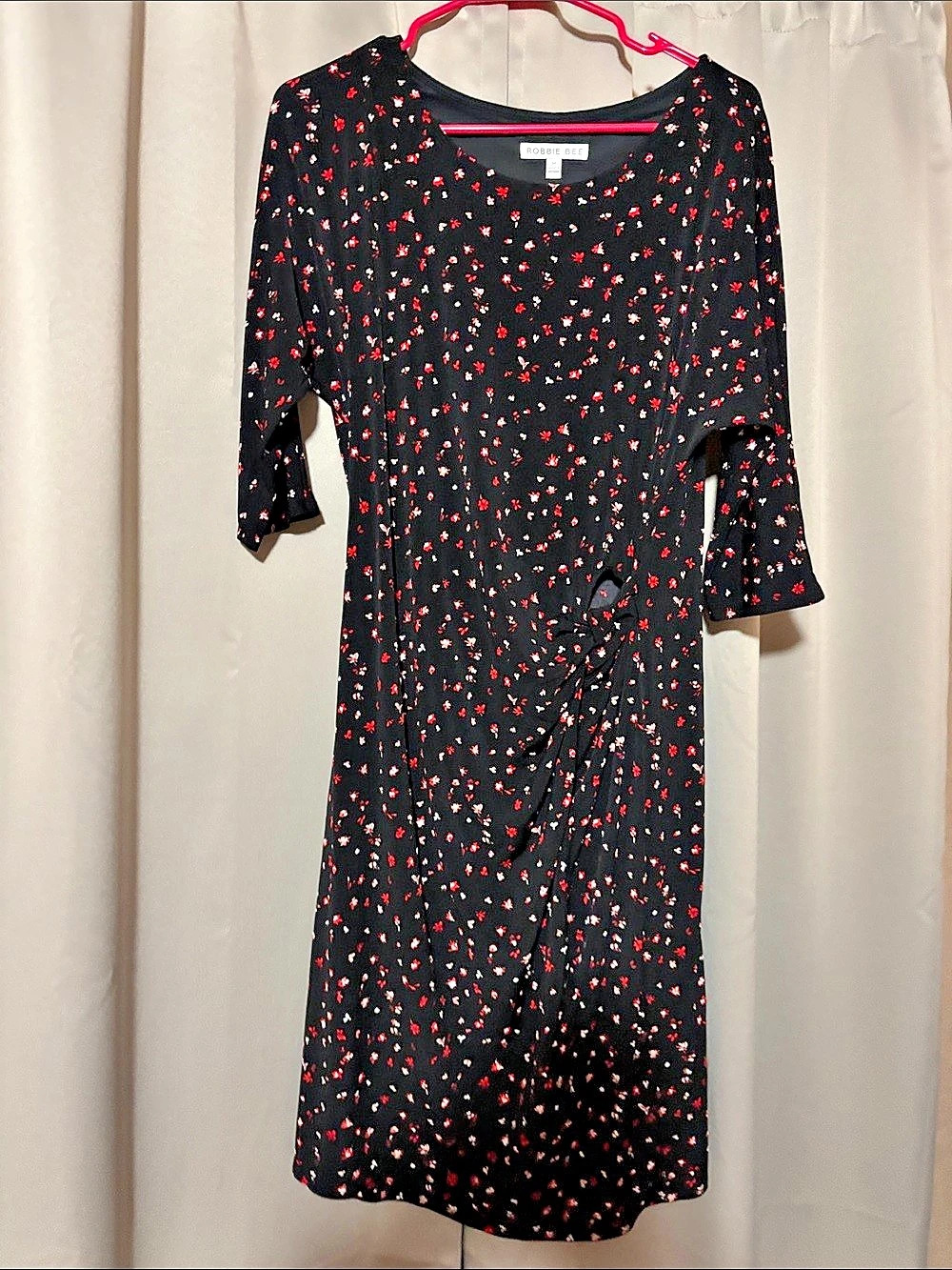 Robbie Bee Floral-Print Side-Knot 3/4-Sleeve Sheath Dress Black & Red Medium